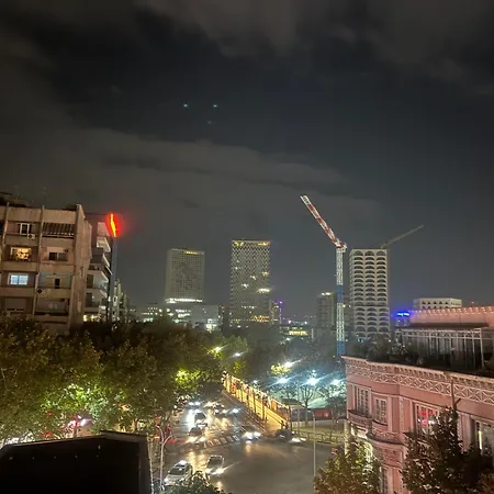 Apartament Hidden Gem In Center Tirana