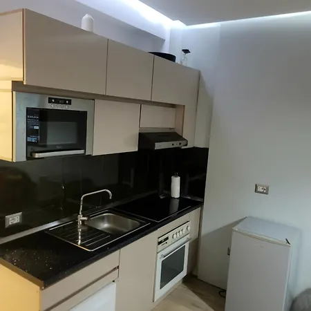 Hidden Gem In Center Apartament Tirana