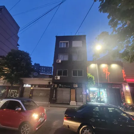 Apartament Hidden Gem In Center Tirana